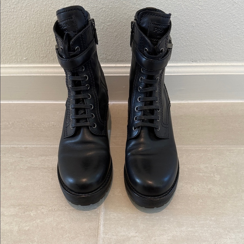 Black Leather Lace-Up Boots size 10–40 excellent condition